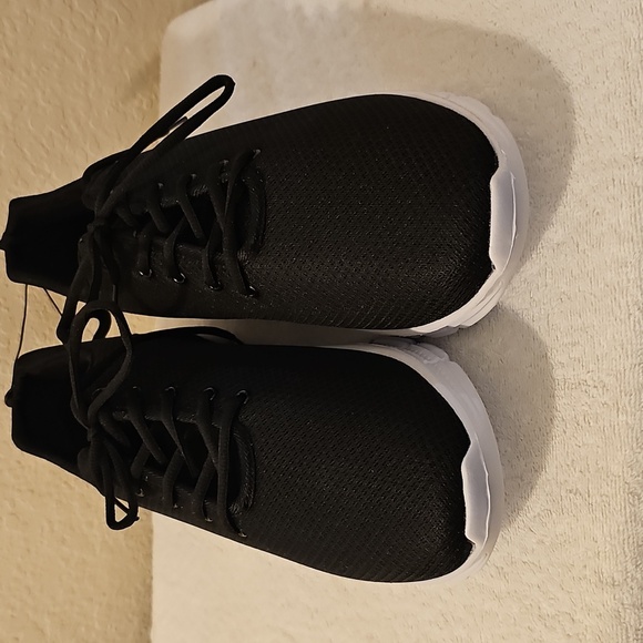 NEW Pro Player Men's Lace Up Athletic Shoe Size 12 Black/White - Picture 4 of 11